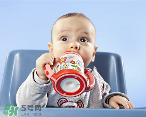 夏天可以斷奶嗎？夏天斷奶為什么不好？