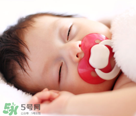 母乳喂養(yǎng)胸會變小嗎？母乳喂養(yǎng)胸會不會變小？