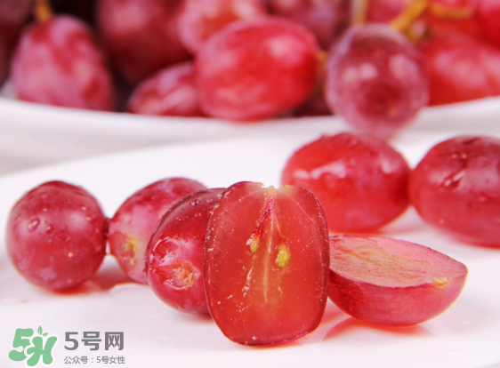 無(wú)籽紅提有涂避孕藥嗎？無(wú)籽紅提是轉(zhuǎn)基因嗎？