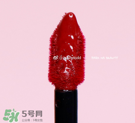 ysl黑管唇釉413是什么顏色？ysl圣羅蘭黑管唇釉413試色