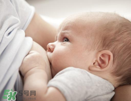 八月份可以斷奶嗎？8月份可以斷奶嗎？