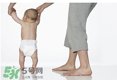 寶寶八字腳怎么矯正 寶寶八字腳可以矯正嗎？