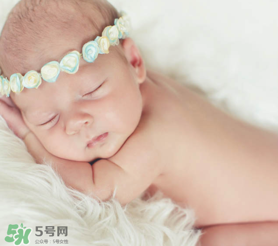 嬰兒能用清涼油驅(qū)蚊嗎？清涼油對嬰兒有副作用嗎？