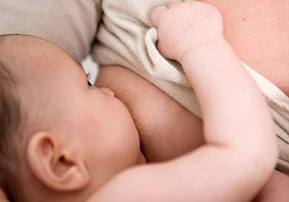 八月份可以斷奶嗎？8月份可以斷奶嗎？