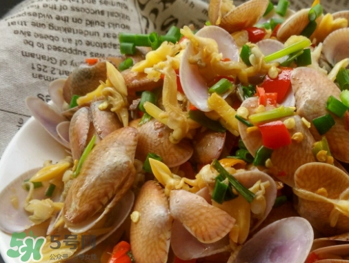 花甲泡了一夜還能吃嗎？花甲泡了一夜吃了會怎樣