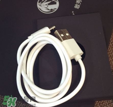 dayshow補(bǔ)水儀怎么充電？dayshow補(bǔ)水儀怎么加水