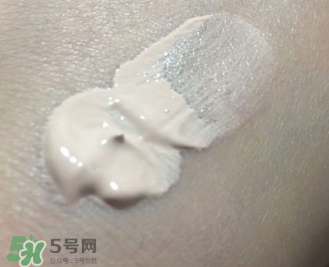 zeesea滾輪bb霜怎么樣？zeesea滾輪bb霜好用嗎