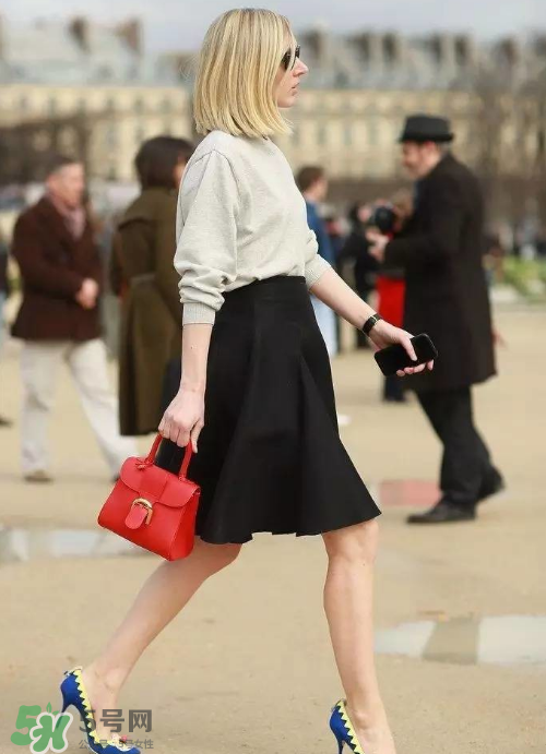 delvaux brilliant多少錢(qián)？德?tīng)栁謆rilliant包包專柜價(jià)格