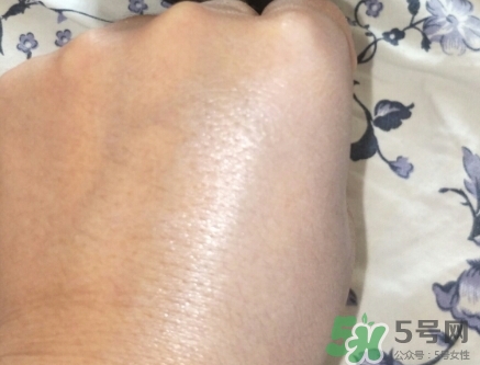 凱芙蘭素顏霜怎么用？凱芙蘭w9素顏霜使用方法