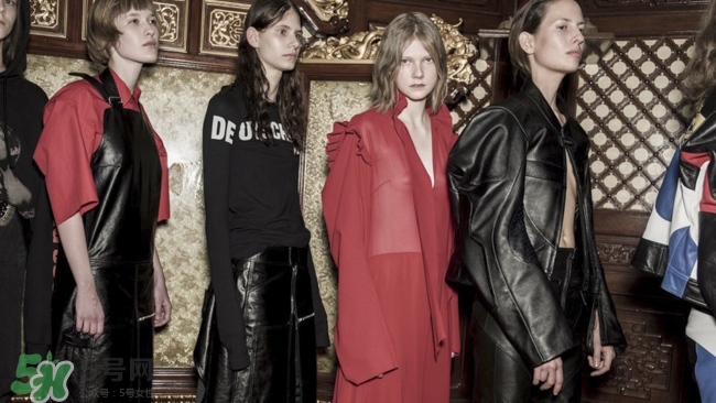 英國(guó)selfridges什么值得買(mǎi)_selfridges化妝品評(píng)測(cè)