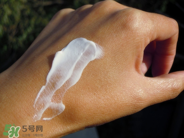 玉蘭油素顏霜怎么樣？玉蘭油素顏霜多少錢？