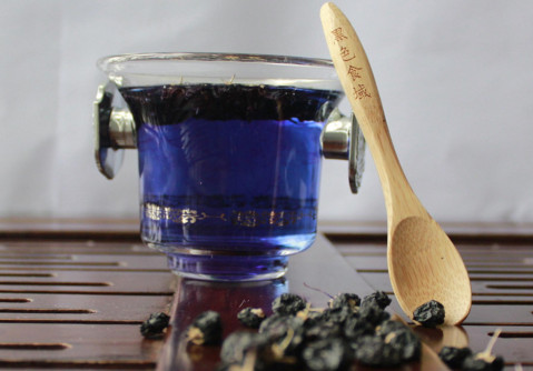 黑枸杞能和西洋參一起泡水喝嗎？黑枸杞和西洋參泡水喝的功效