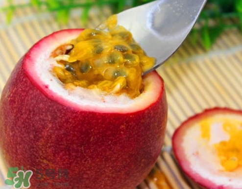 百香果一天吃幾個(gè)好？百香果吃多了會(huì)怎樣？