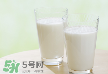 嬰兒奶粉老人能喝嗎？老人能不能喝嬰兒奶粉？