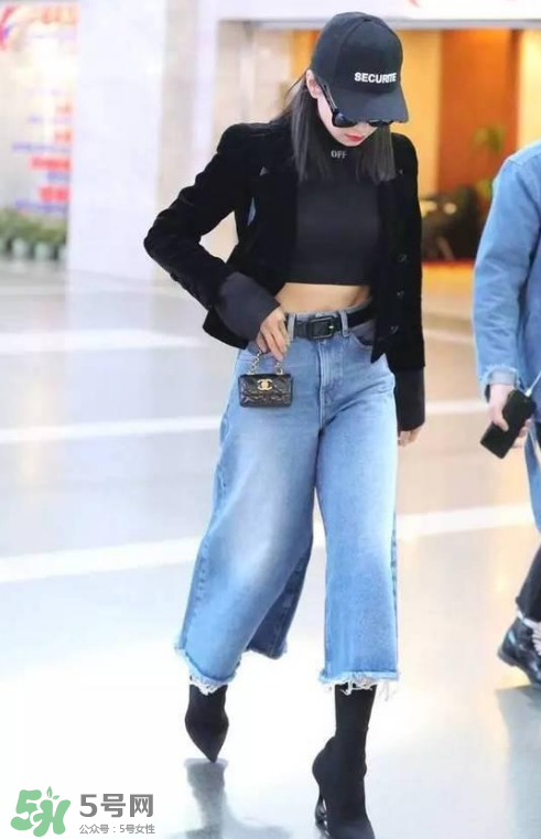 腰包怎么背好看？腰包怎么搭配？