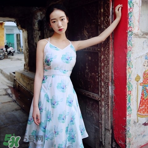 8月份去三亞穿什么？八月份去三亞穿什么衣服？