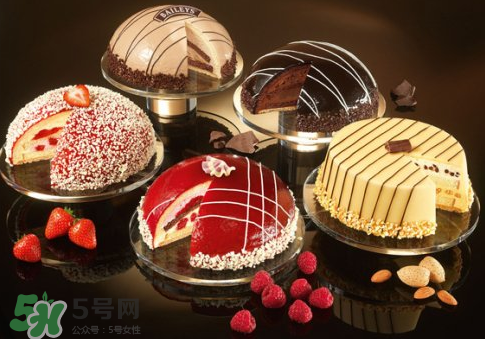 寶寶愛(ài)吃甜食智力會(huì)下降嗎？?jī)和瘣?ài)吃糖會(huì)影響智力嗎？