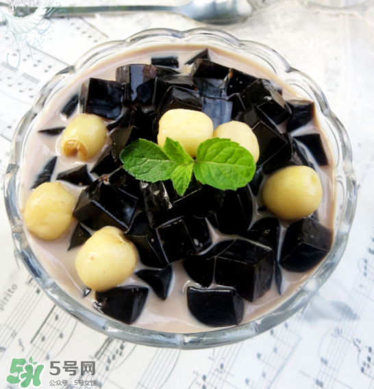 兒童能吃龜苓膏嗎？龜苓膏小孩能吃嗎？