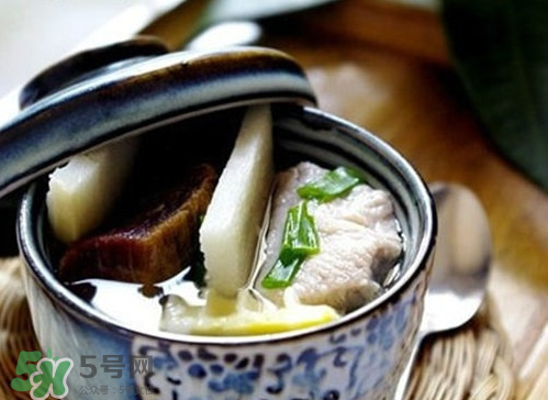 榴蓮殼燉排骨殼能吃嗎？榴蓮殼燉排骨什么味道？