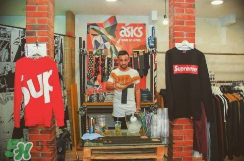 supreme italia是什么牌子？意大利版supreme和supreme有什么區(qū)別？