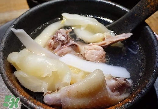 孕婦可以吃椰子雞嗎？椰子煲雞什么人不能喝