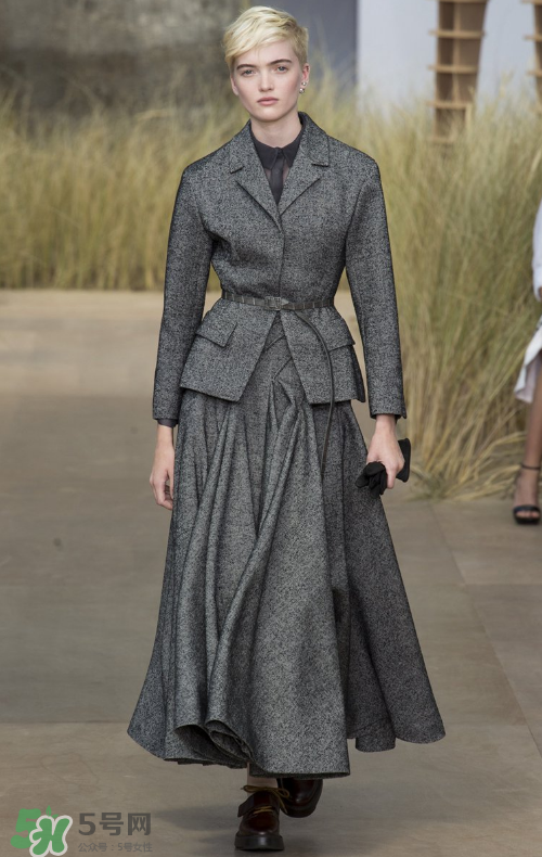 dior迪奧2017秋冬高定系列怎么樣_好看嗎_款式有哪些？