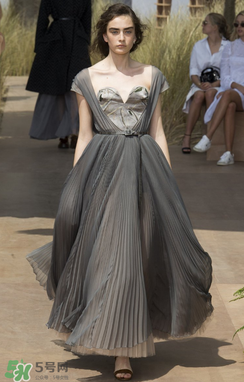 dior迪奧2017秋冬高定系列怎么樣_好看嗎_款式有哪些？