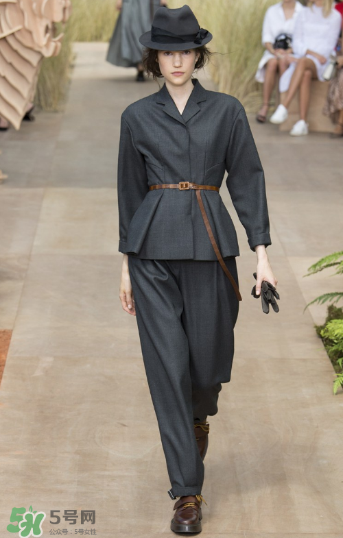 dior迪奧2017秋冬高定系列怎么樣_好看嗎_款式有哪些？