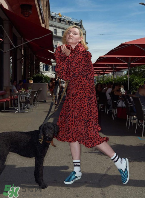 vetements與vans聯(lián)名系列鞋子什么時候發(fā)售？