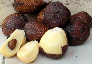 蛇皮果吃了會(huì)上火嗎？蛇皮果吃了會(huì)不會(huì)皮膚過敏？