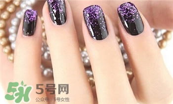 光療甲怎么保養(yǎng)?光療甲對(duì)指甲有危害嗎? 光療甲怎么保養(yǎng)?光療甲對(duì)指甲有危害嗎?