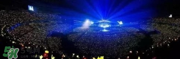 打call是什么意思？瘋狂打call是什么意思？