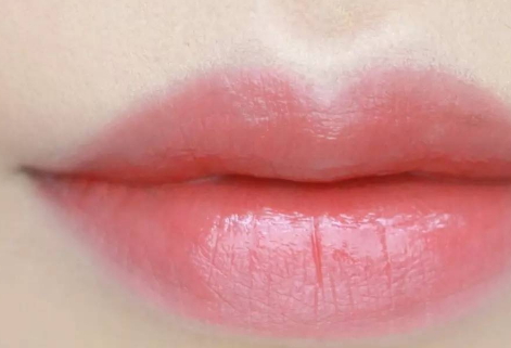 蘭蔻搖搖染唇液哪個(gè)顏色好看？蘭蔻搖搖染唇液色號試色