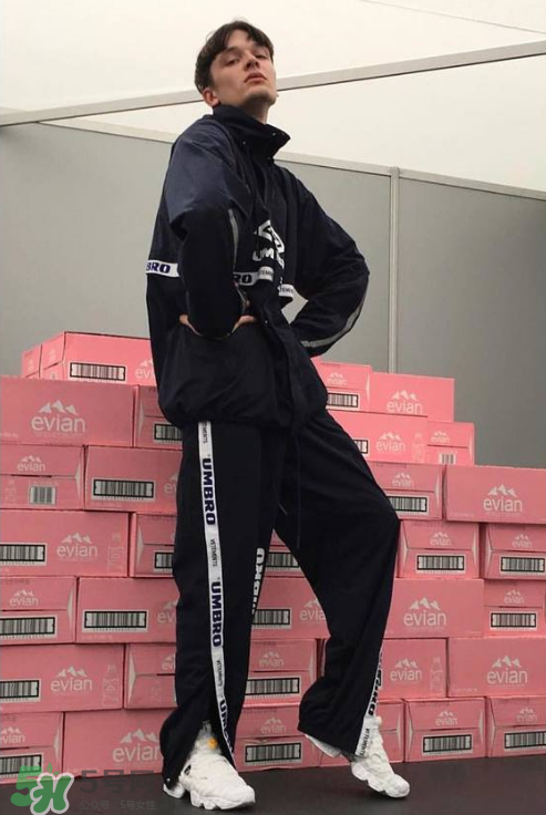 vetements與umbro2018春夏聯(lián)名系列怎么樣_好看嗎？