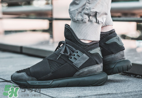 y-3 qasa high 2017上腳效果怎么樣？y-3跑鞋2017上腳好看嗎？