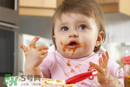 輔食添加過早的危害？為什么不能過早的添加輔食？