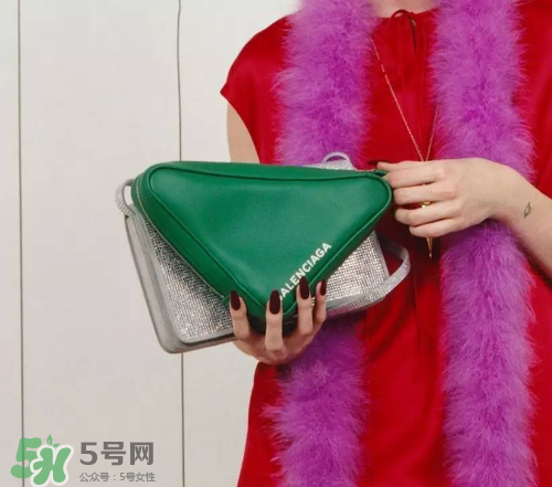 balenciaga三角形包包多少錢？巴黎世家三角包包專柜價格