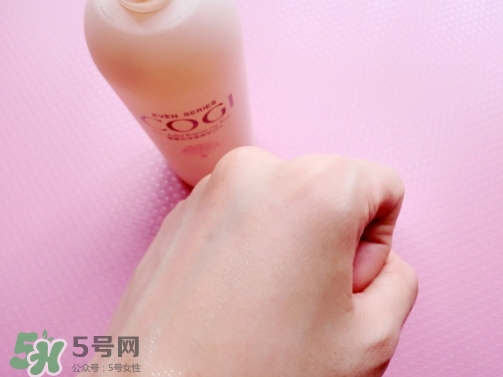 高姿大白水男士能用嗎？高姿大白水男生用合適嗎？