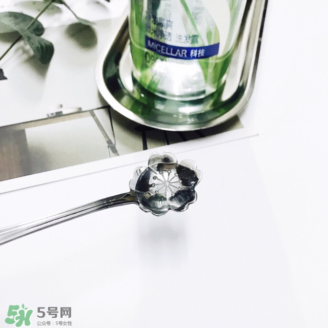 飄柔微米凈透系列綠色和紅色區(qū)別？飄柔微米凈透系列怎么用