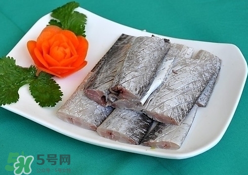 帶魚是深海魚嗎？帶魚是海鮮嗎