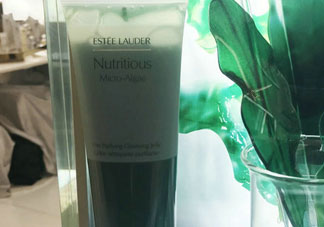 雅詩(shī)蘭黛海藻潔面泡泡怎么用_使用方法