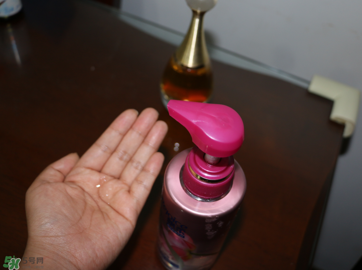 飄柔微米凈透系列綠色和紅色區(qū)別？飄柔微米凈透系列怎么用