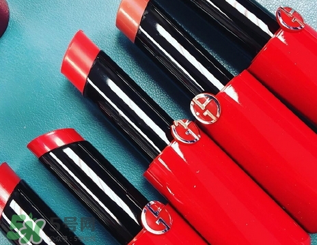 阿瑪尼小細(xì)紅管唇膏怎么樣_阿瑪尼2017細(xì)管唇膏好用嗎 阿瑪尼小細(xì)紅管唇膏怎么樣_阿瑪尼2017細(xì)管唇膏好用嗎