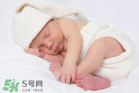 嬰兒吐奶和氙氣有關(guān)系嗎？氙氣會(huì)影響嬰兒吐奶嗎？