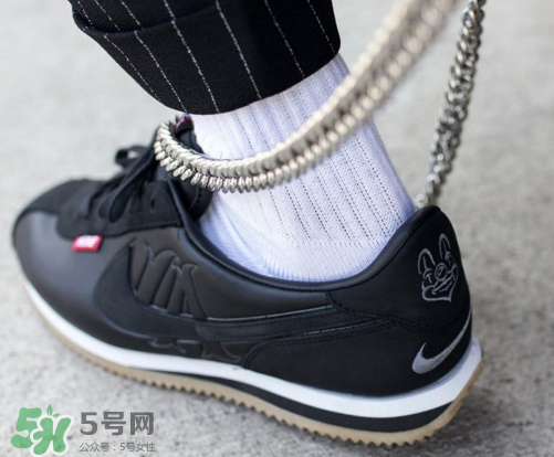 mister cartoon與nike cortez45周年聯(lián)名鞋子什么時候發(fā)售？