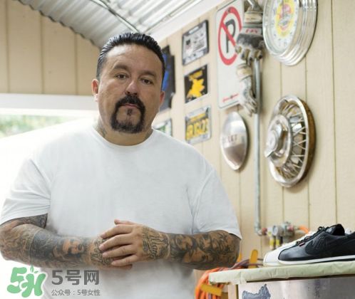 mister cartoon與nike cortez45周年聯(lián)名鞋子多少錢？