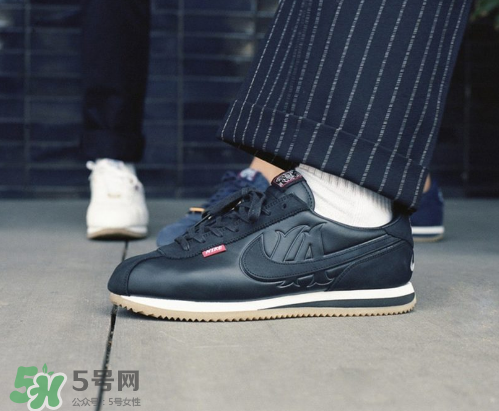 mister cartoon與nike cortez45周年聯(lián)名鞋子多少錢？