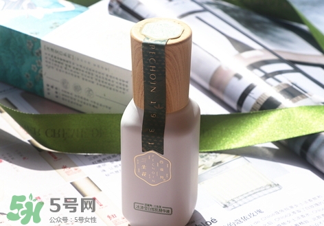 百雀羚三生花冰清瑩白精華液多少錢(qián)_專(zhuān)柜價(jià)格 百雀羚三生花冰清瑩白精華液多少錢(qián)_專(zhuān)柜價(jià)格