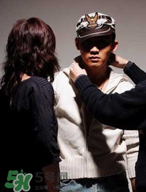 男人什么年齡最容易出軌？男人出軌后的生理表現(xiàn)