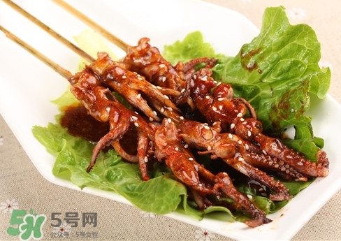 鐵板魷魚一串成本多少？魷魚怎么做好吃